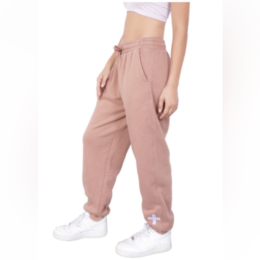 BP + Wildfang organic cotton blend unisex jogger sweatpants neutral tan fits M-L